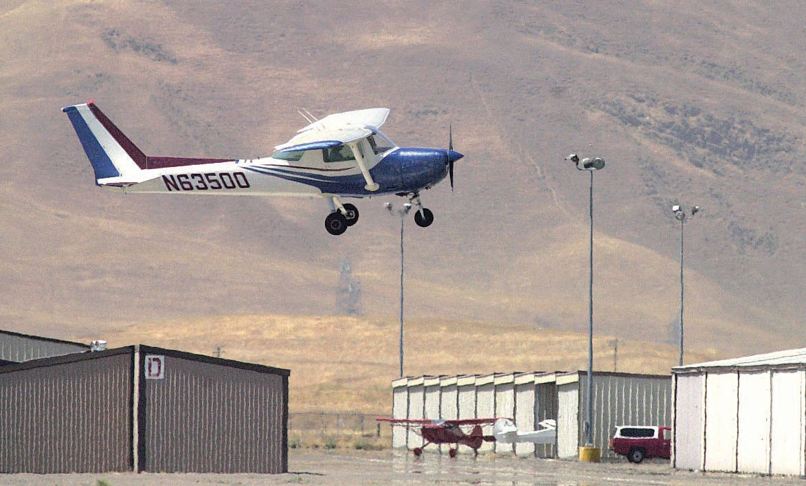 Tracy Airport